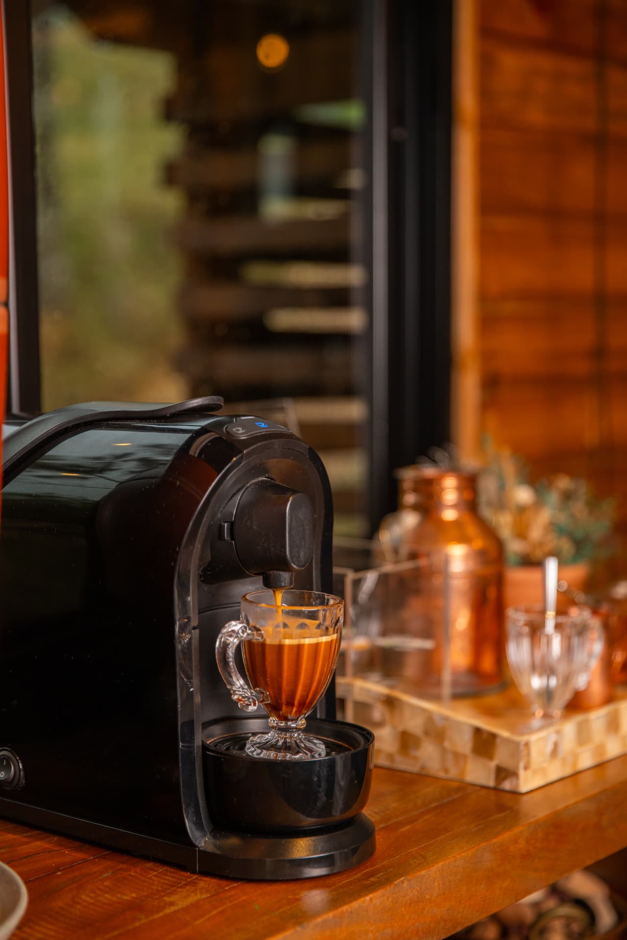 Café fresco preparado na cabana